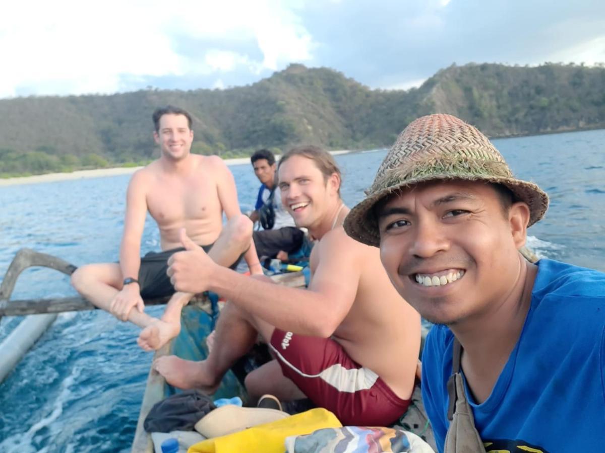 Boneputeh Homestay Taliwang Luaran gambar