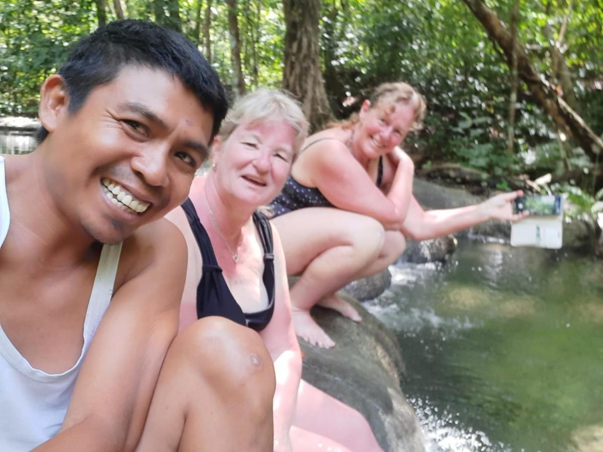 Boneputeh Homestay Taliwang Luaran gambar
