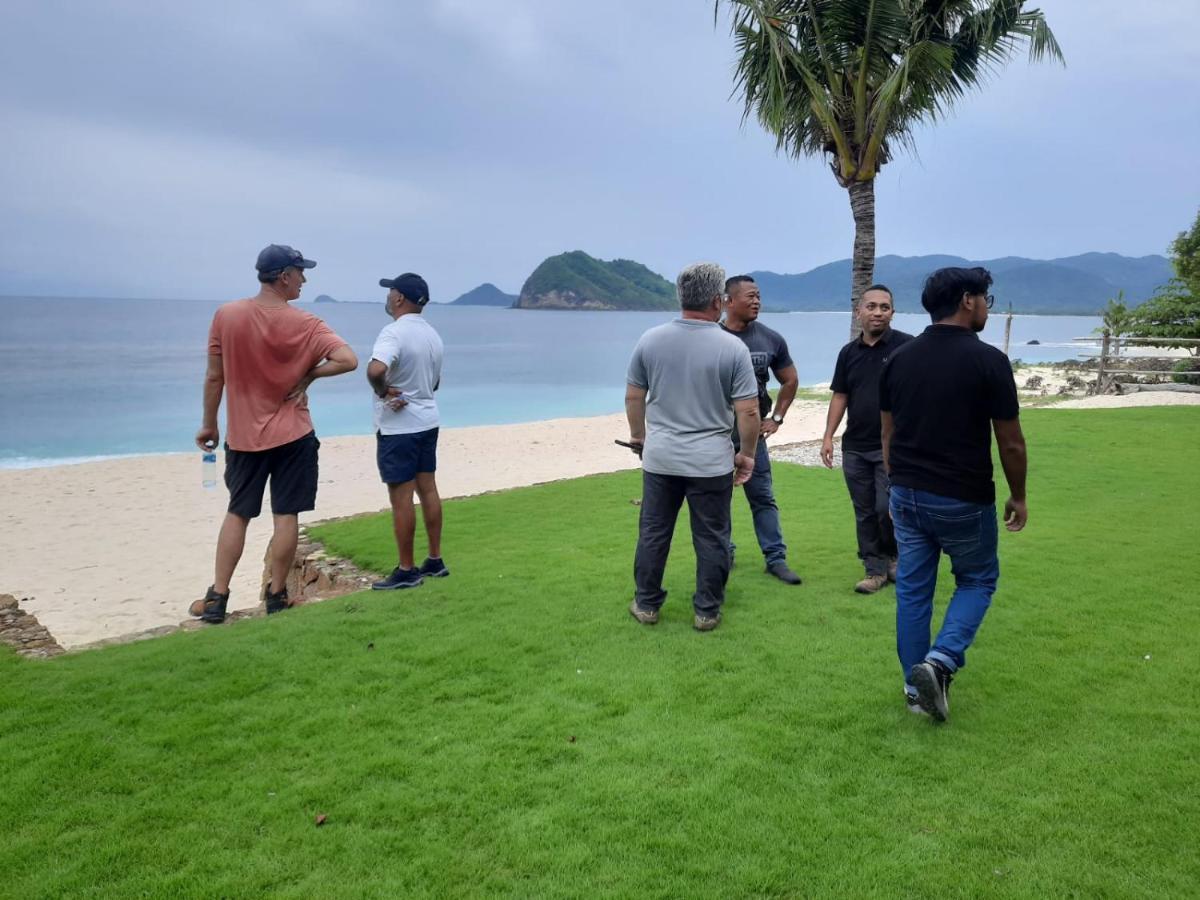 Boneputeh Homestay Taliwang Luaran gambar