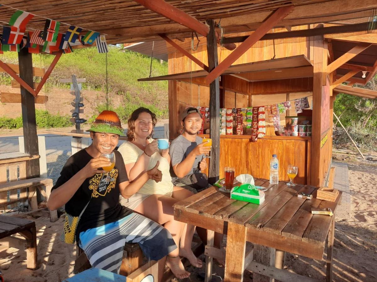 Boneputeh Homestay Taliwang Luaran gambar